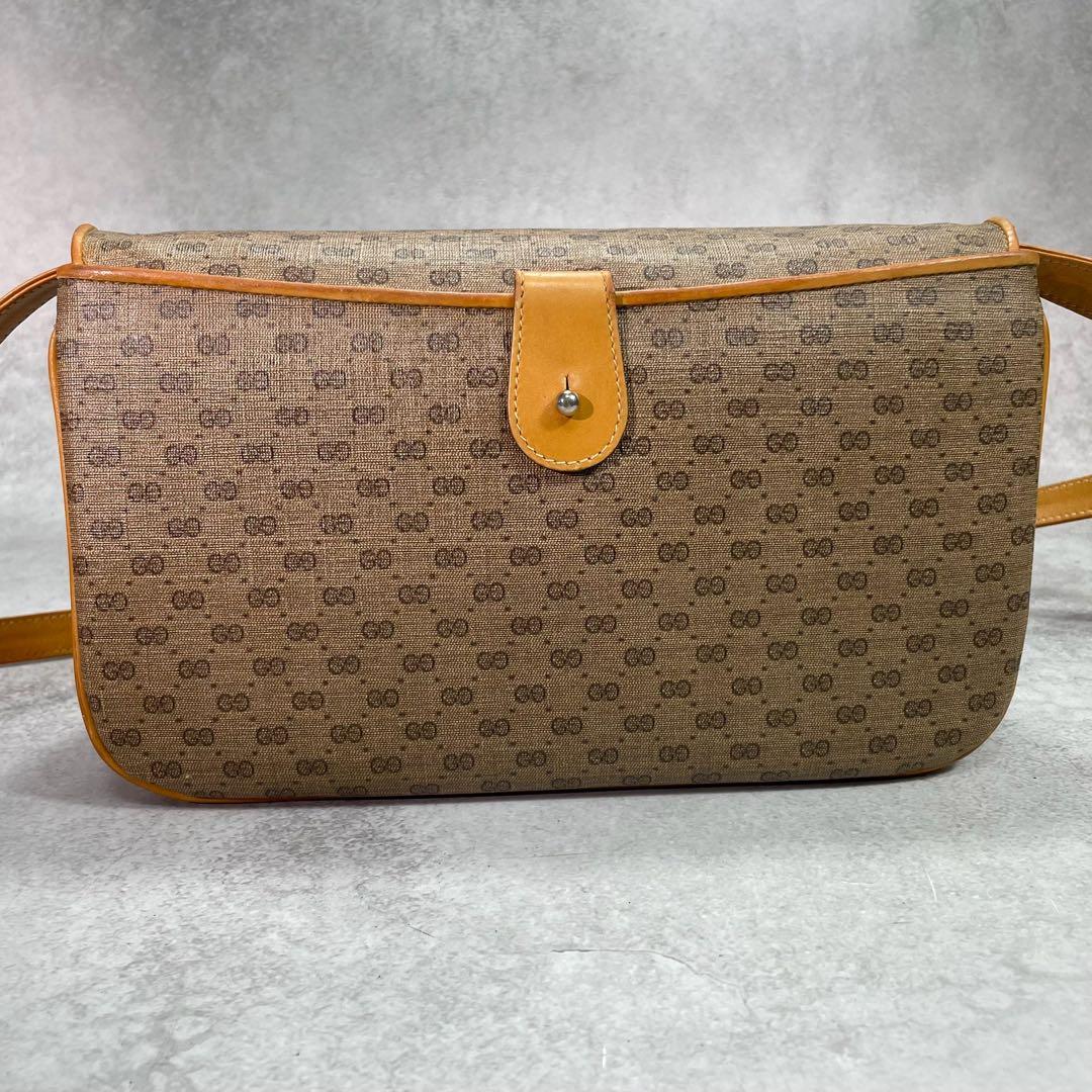 Gucci GG Shoulder Bag Brown Beige Leather Logo — view 3