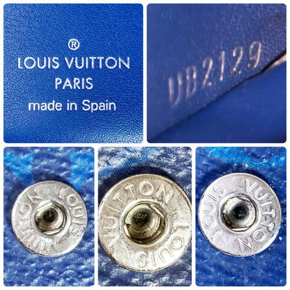 Louis Vuitton Discovery Taiga Llama Compact Trifold Wallet