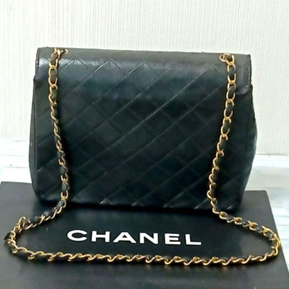 Chanel Chain Shoulder Quilted Lambskin Single Flap Black — view 2