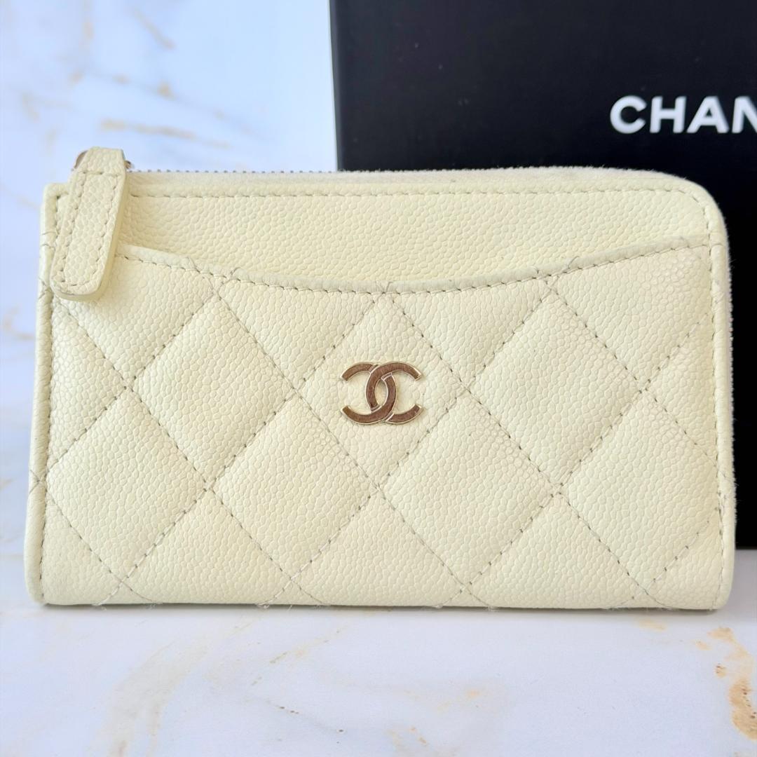 Chanel Quilted CC Logo Fragment Case Caviar Leather Jacket