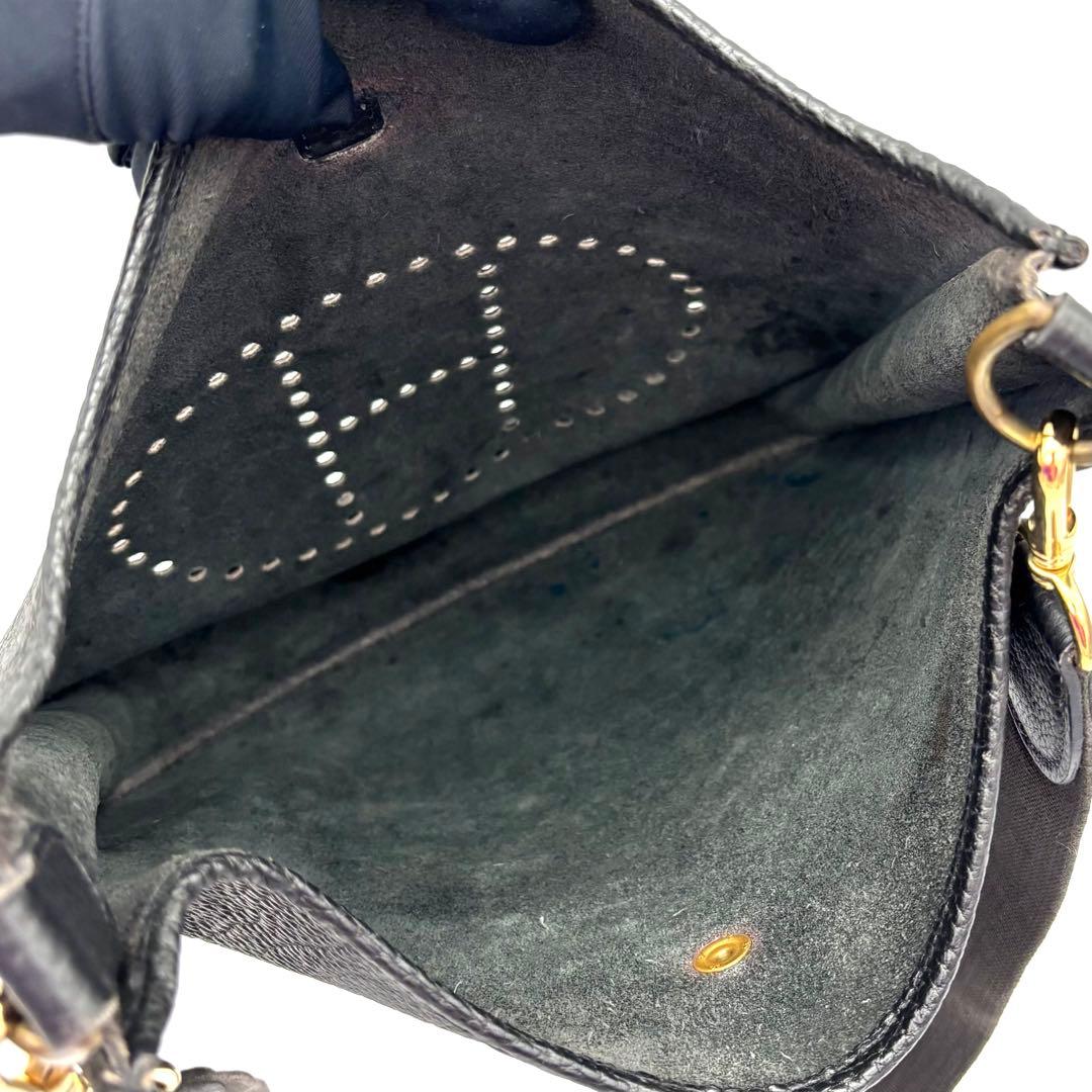 Hermes Evelyne II GM Black Taurillon Gold Shoulder — view 4