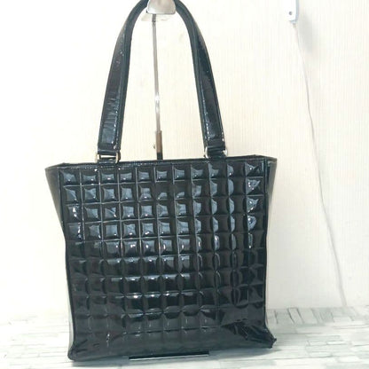 Chanel Choco Bar Tote Enamel CC Logo Black — view 2