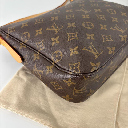 Unused Louis Vuitton Mabillon Shoulder Bag Handbag Monogram