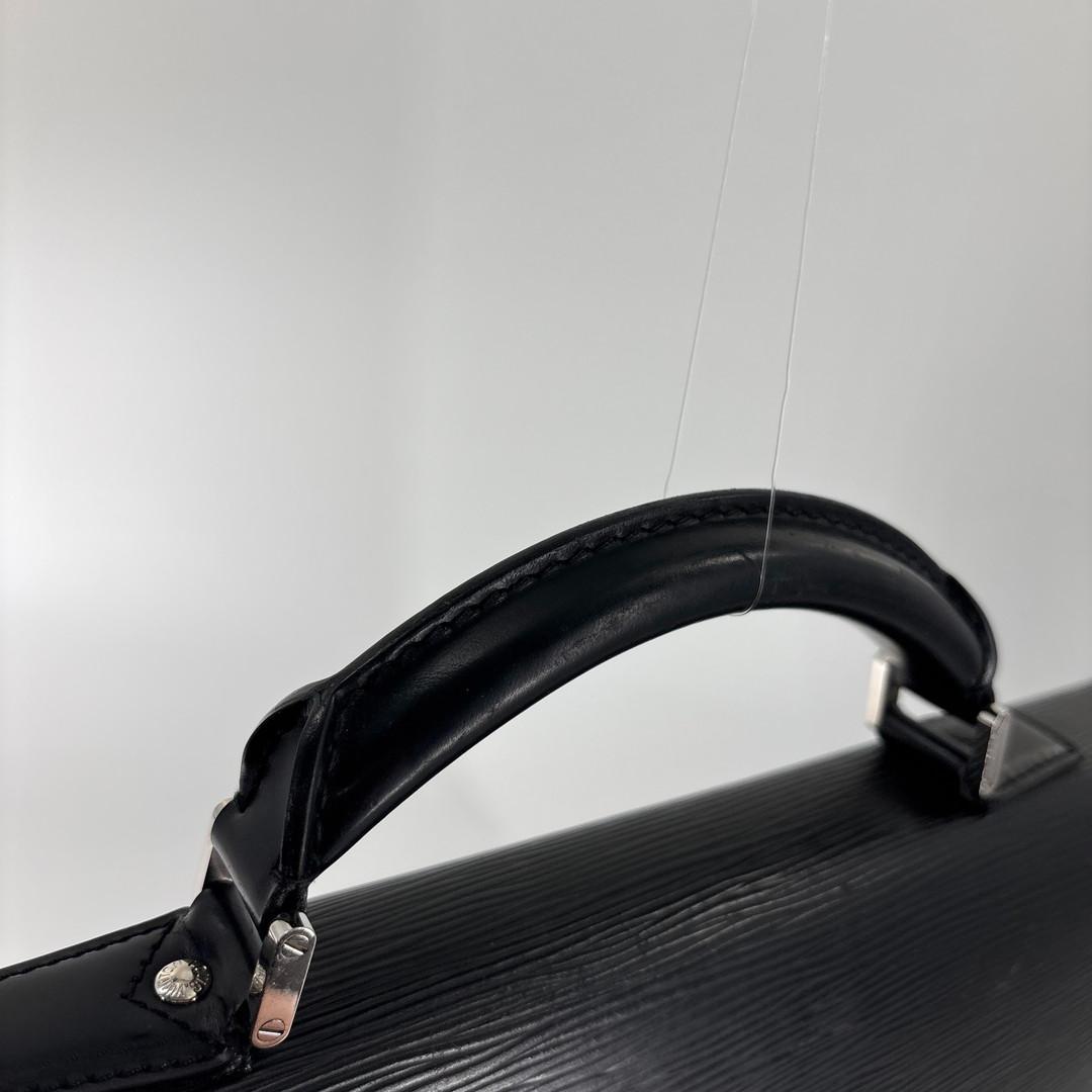 Louis Vuitton Super Epi Robusto 1 Black Leather Business Bag — view 6