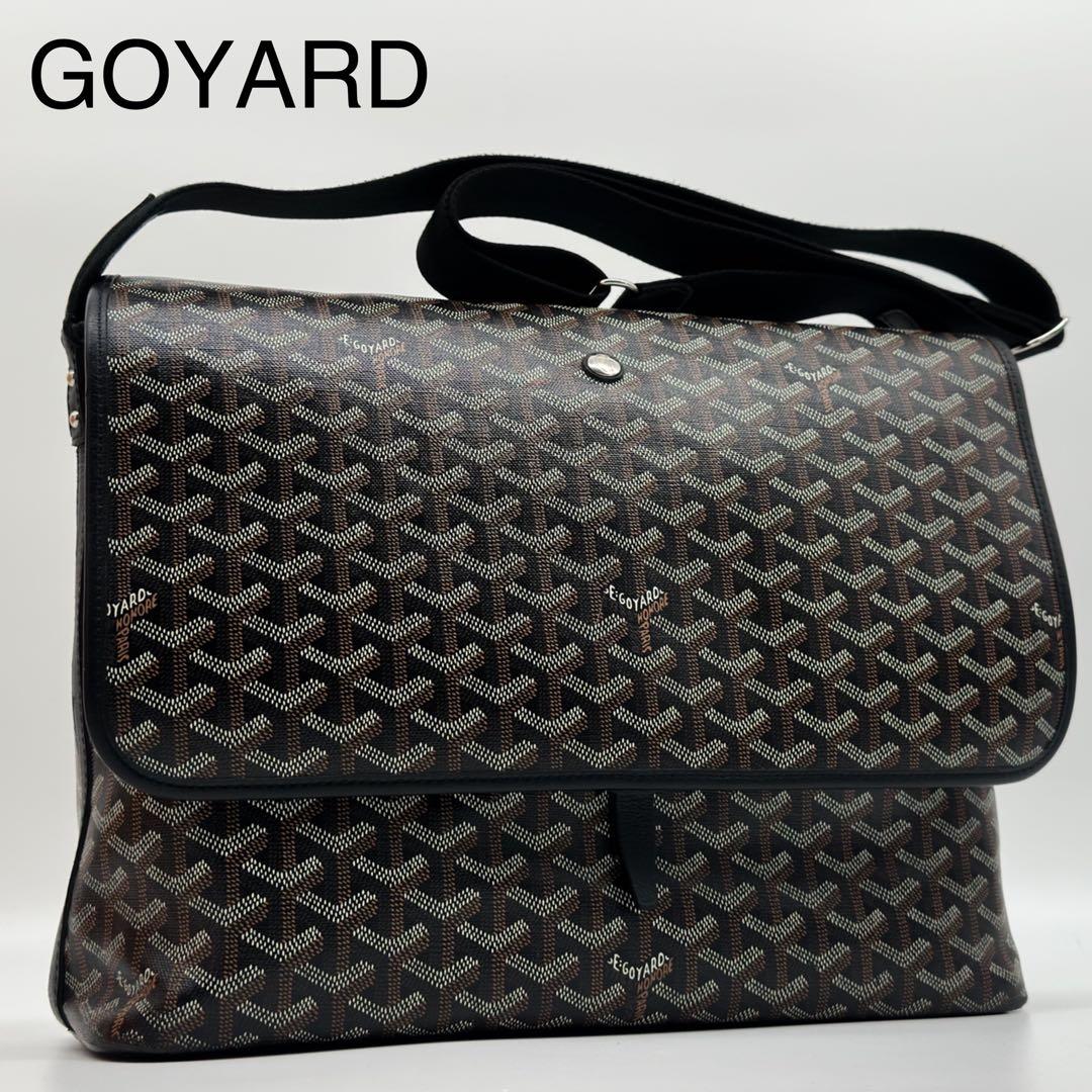 Goyard Capetien MM Messenger Monogram Shoulder Bag