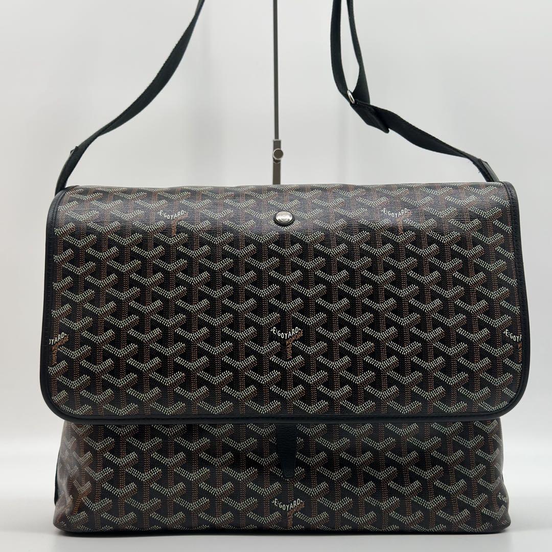 Goyard Capetien MM Messenger Monogram Shoulder Bag — view 2