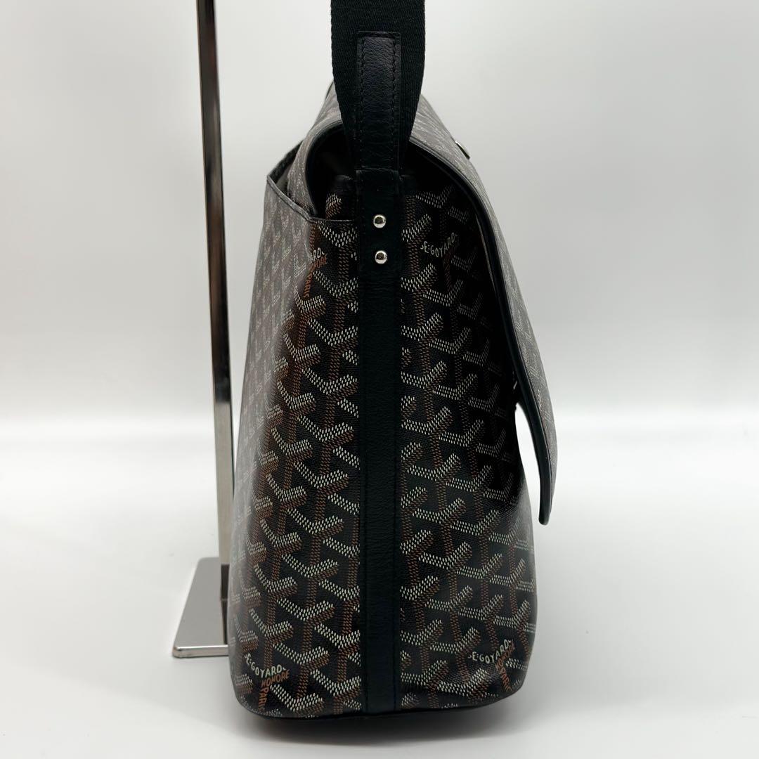 Goyard Capetien MM Messenger Monogram Shoulder Bag — view 6