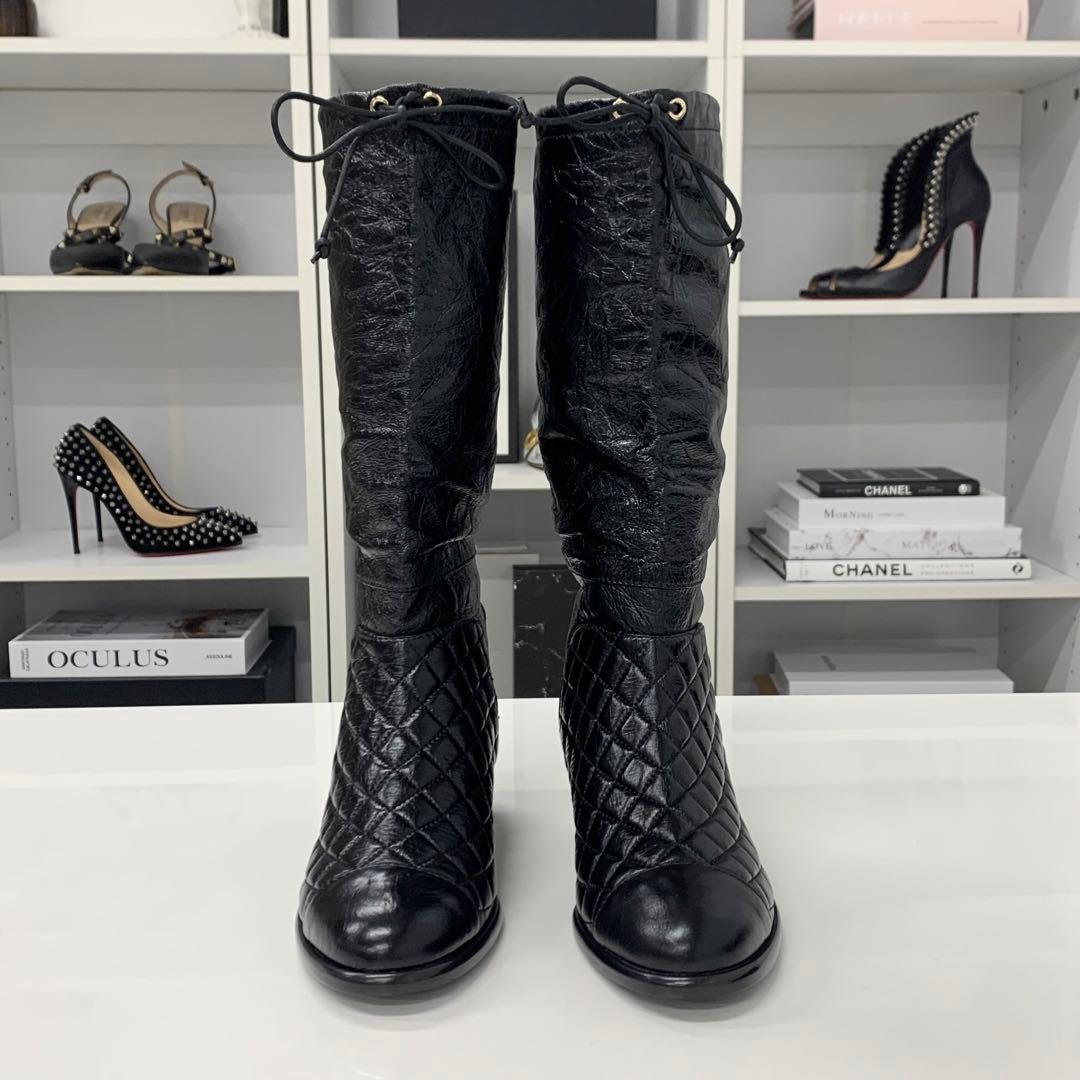 Chanel CC Logo Quilted Leather Wrinkled Long Boots — view 4