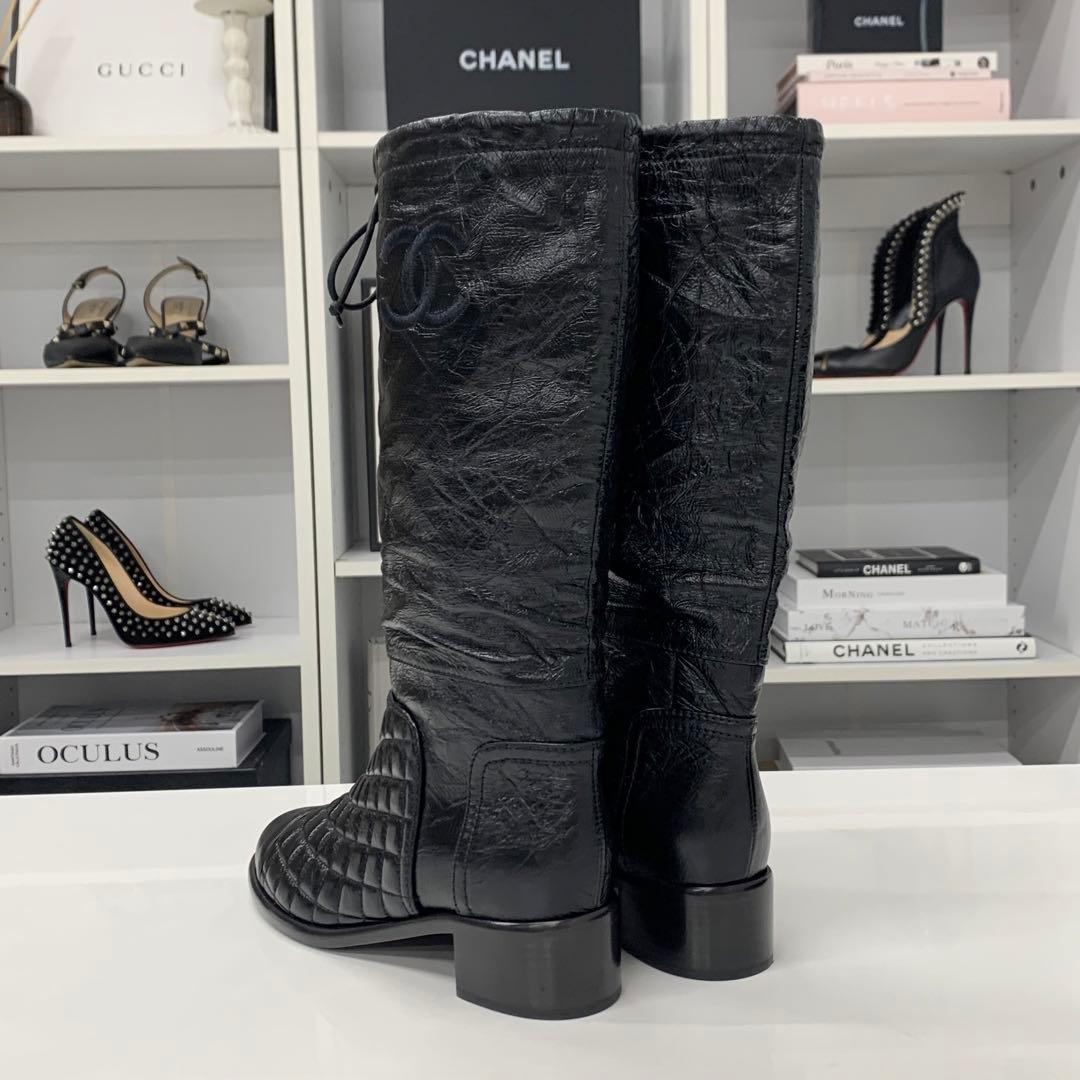 Chanel CC Logo Quilted Leather Wrinkled Long Boots — view 5