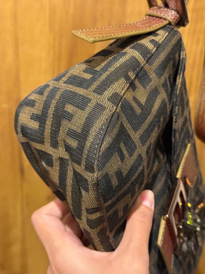 Fendi Baguette Shoulder Bag — view 4