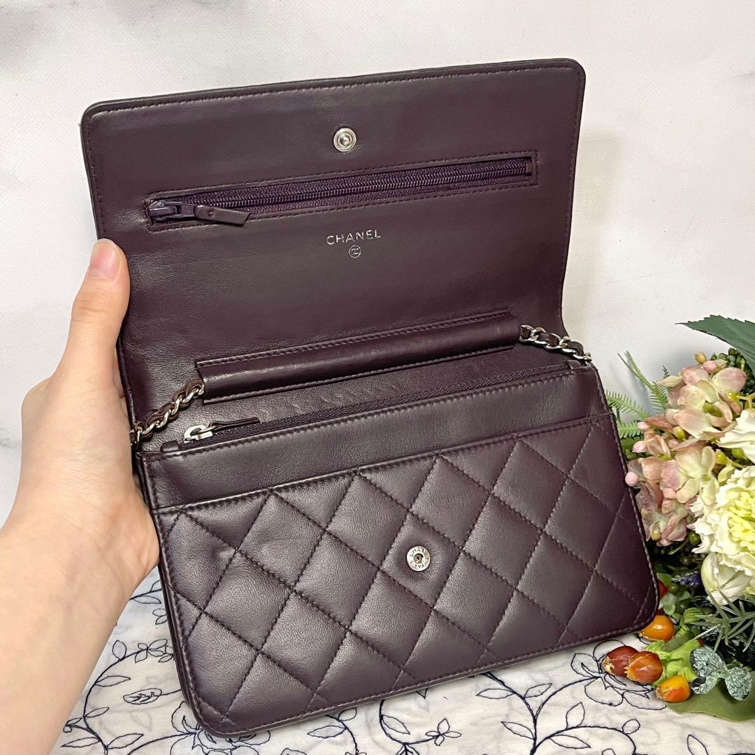 Chanel Chain Wallet Quilted Brown — view 9
