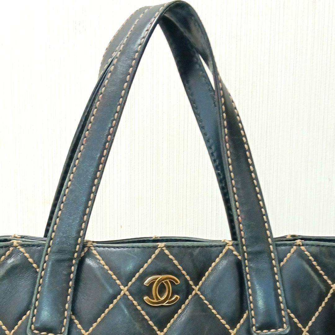 Chanel Wild Stitch Tote Calfskin Black — view 4