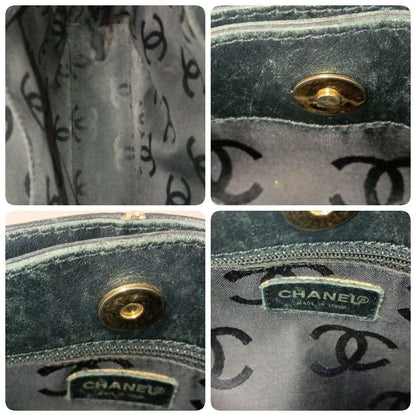 Chanel Wild Stitch Tote Calfskin Black — view 9