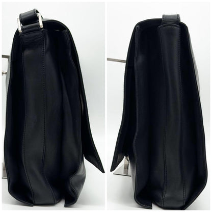 Gucci Tom Ford Era Shoulder Bag Leather Vintage Flap — view 5