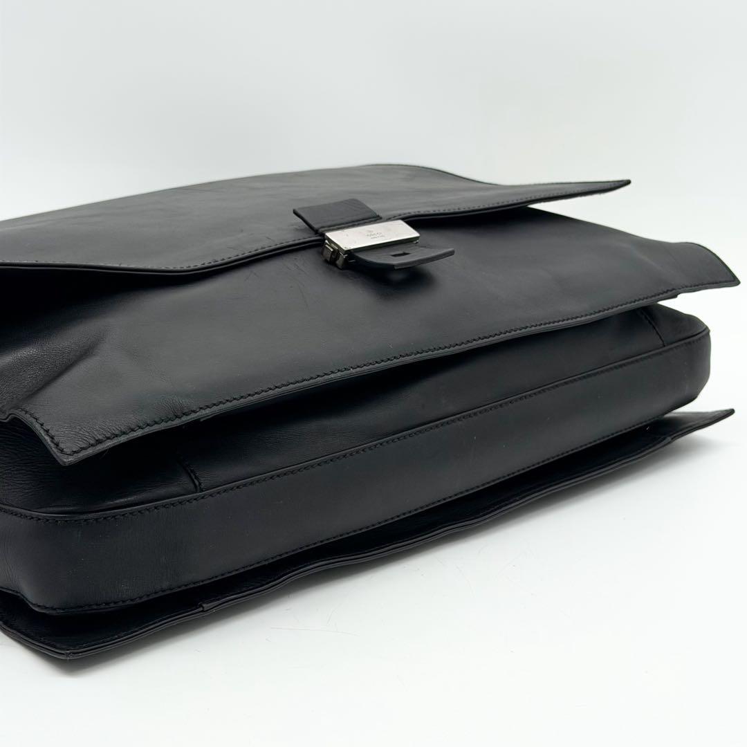 Gucci Tom Ford Era Shoulder Bag Leather Vintage Flap — view 6