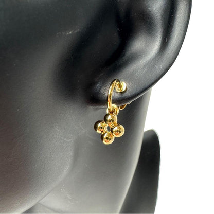 Louis Vuitton Earrings Blooming Monogram Gold — view 4