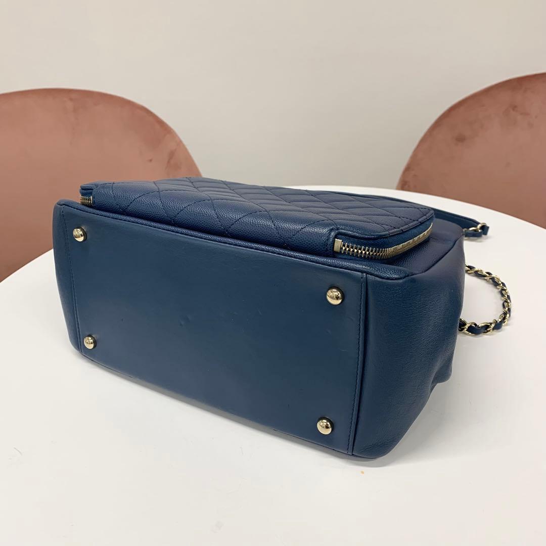 Chanel Business Affinity CC Logo Shoulder Bag