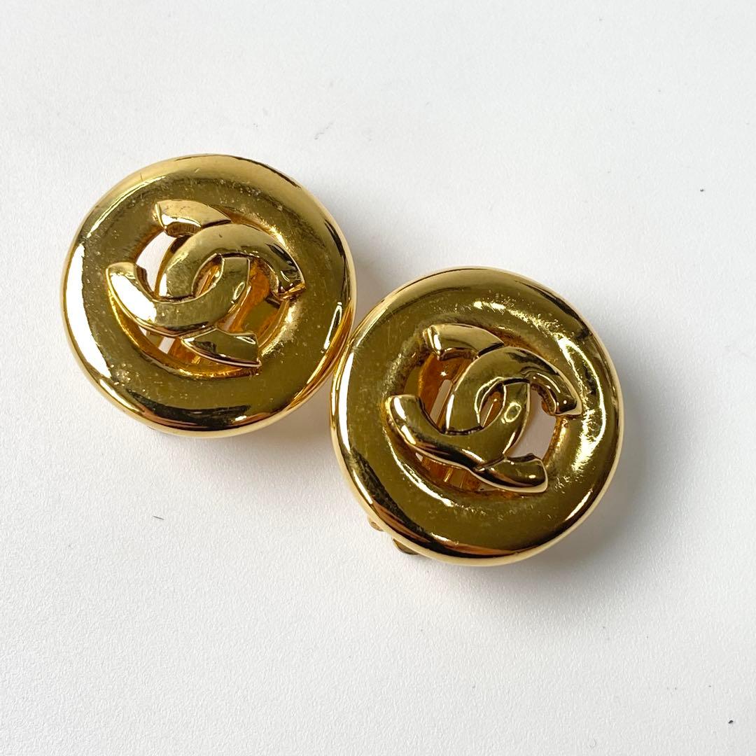 Chanel Cocomark Earring Gold