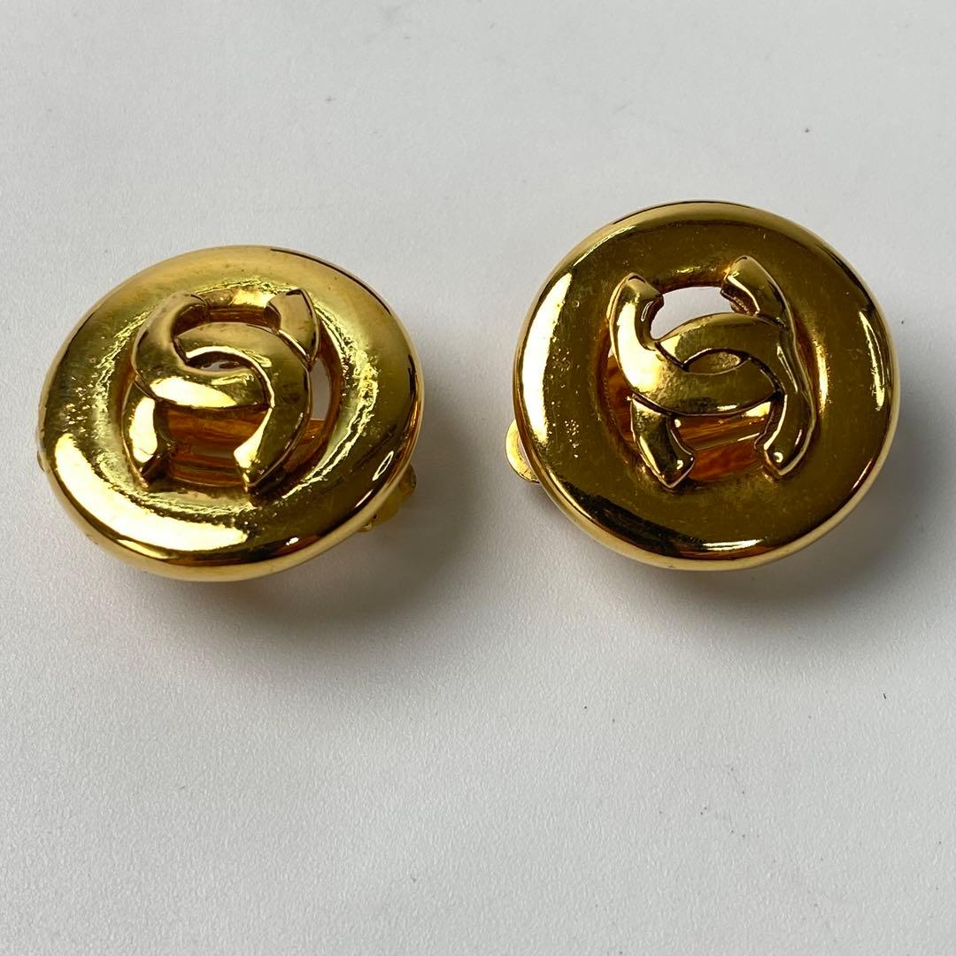 Chanel Cocomark Earring Gold