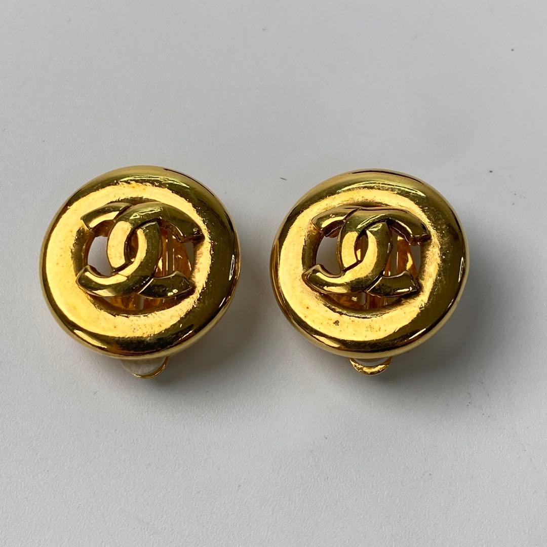 Chanel Cocomark Earring Gold