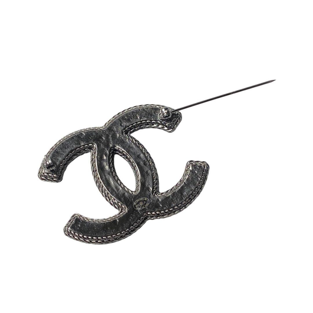 Chanel CC Logo Tweet Brooch