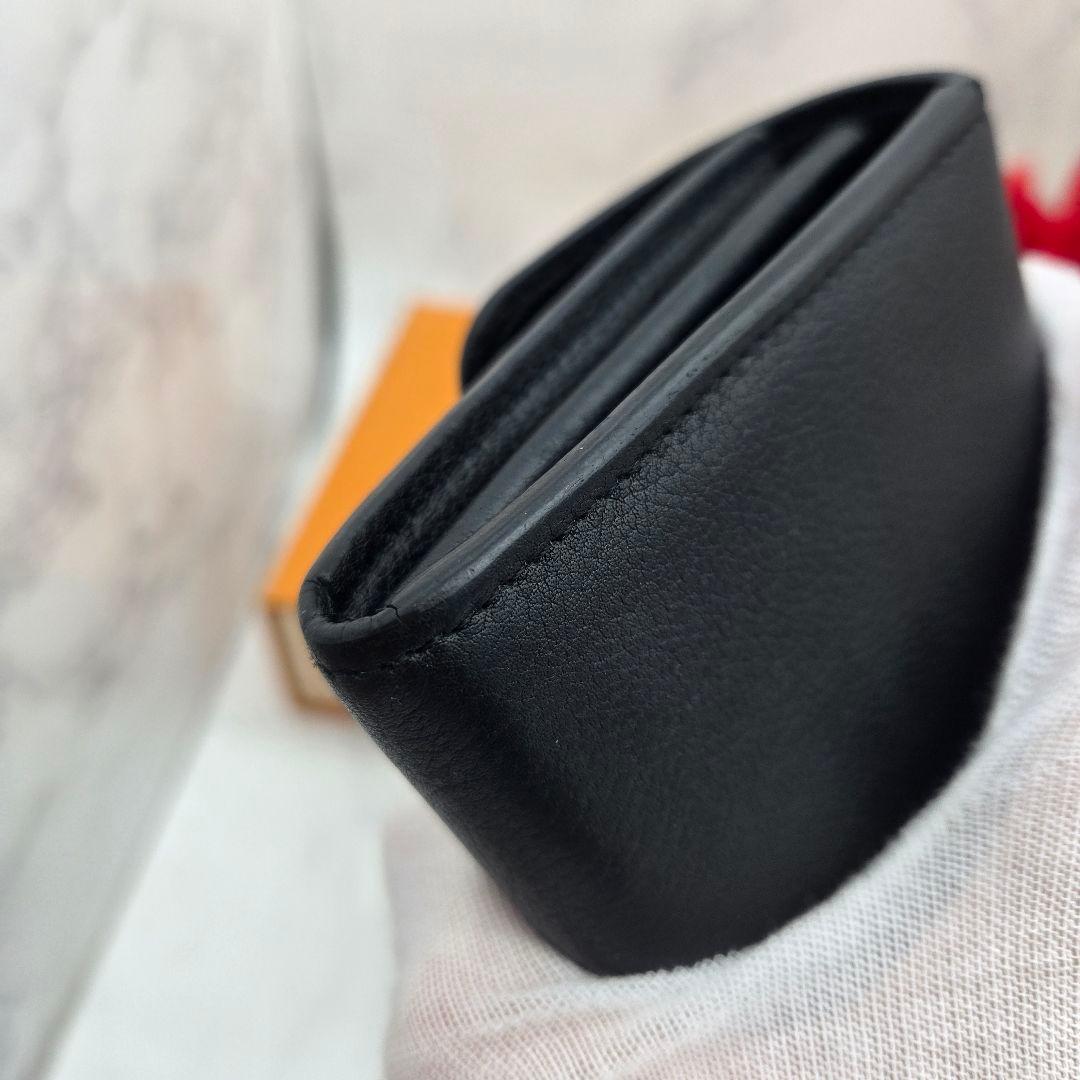 Louis Vuitton Portefeuille Lockme Wallet Black — view 7