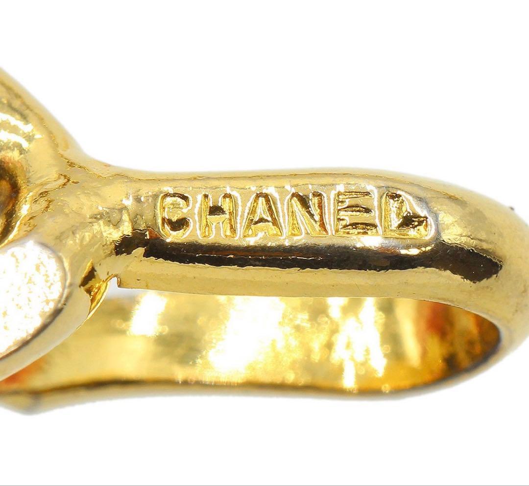 Chanel Camellia Motif Leather Chain Belt