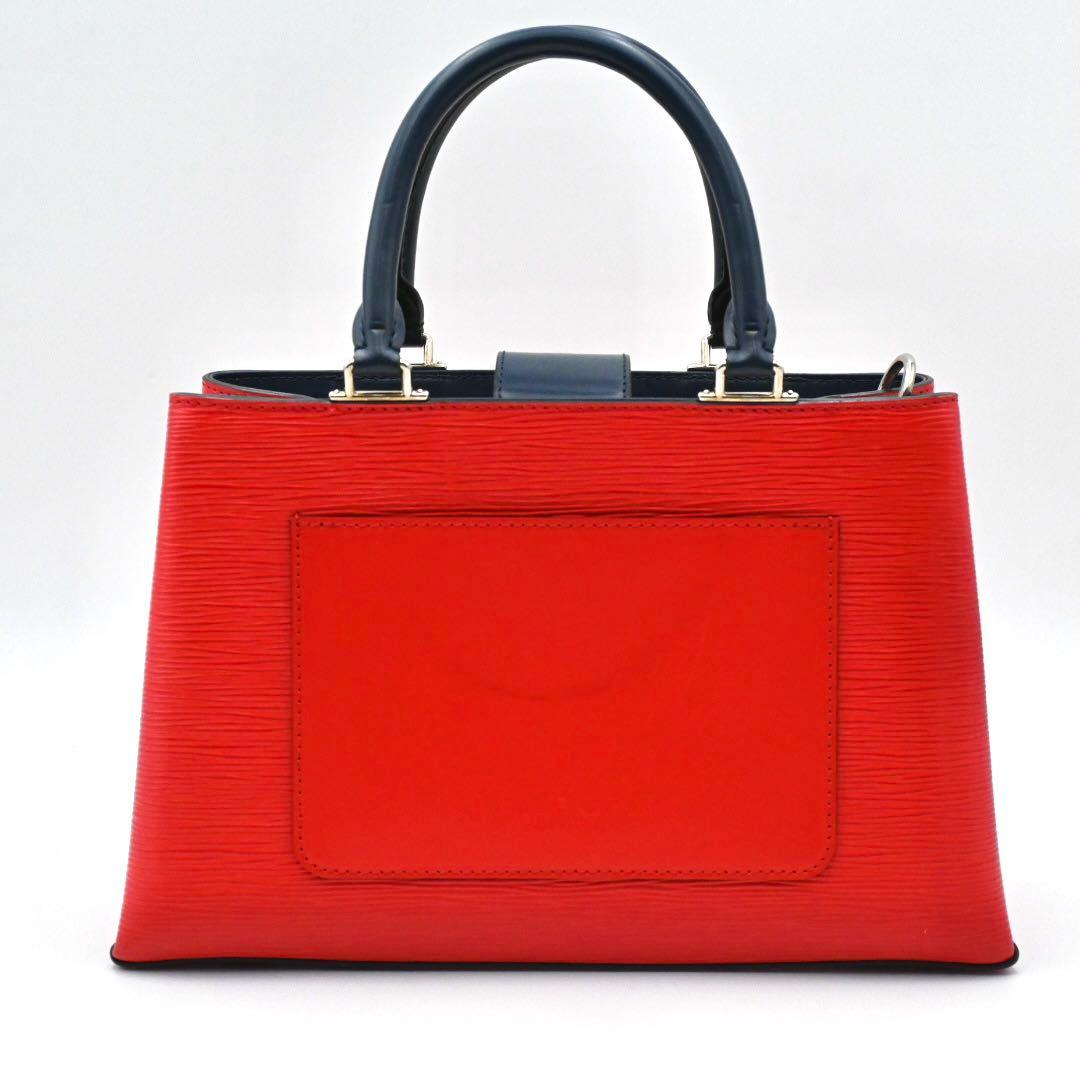 Louis Vuitton Epi Cles Veil PM Shoulder Bag — view 3