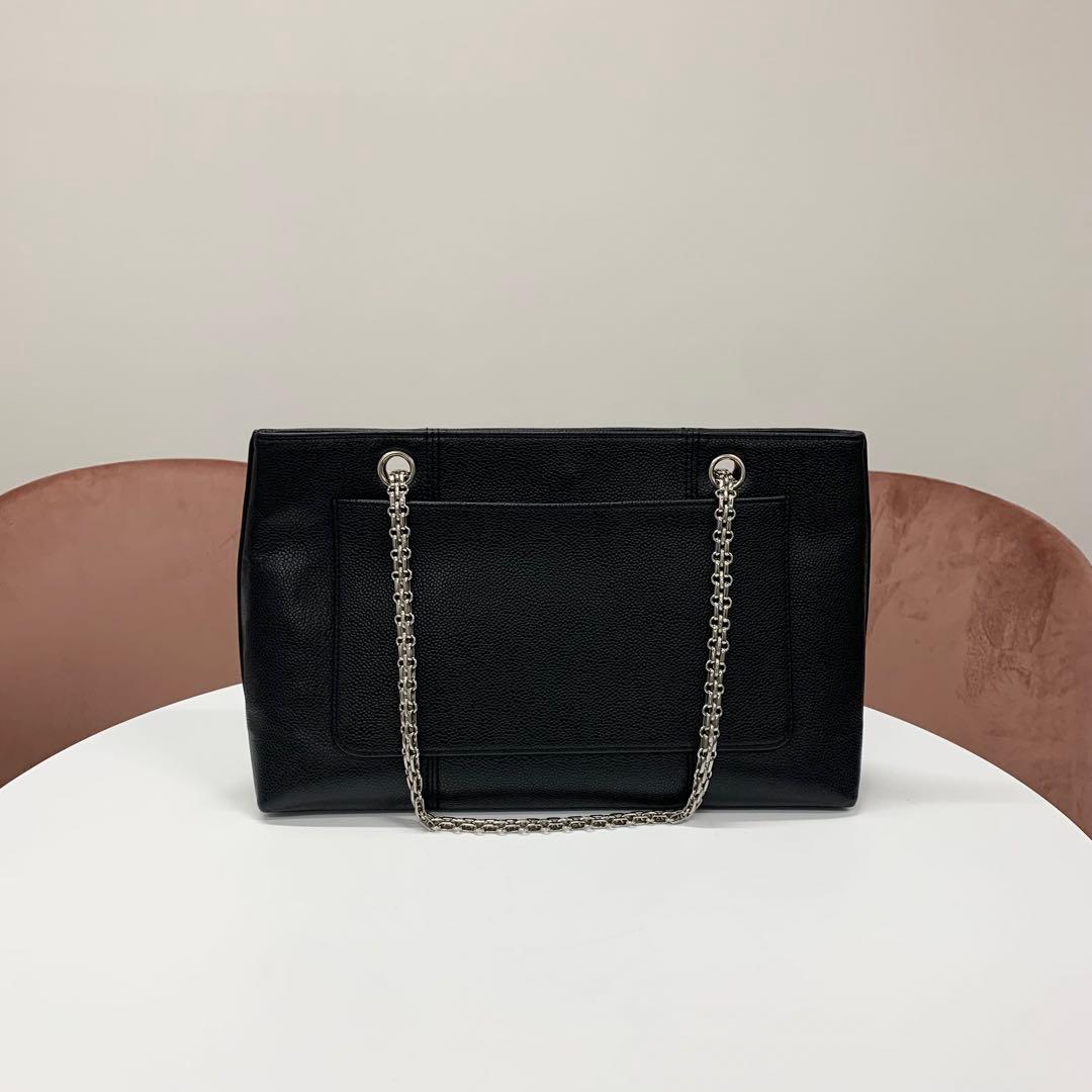 Chanel Caviar Leather CC Logo Chain Tote Black
