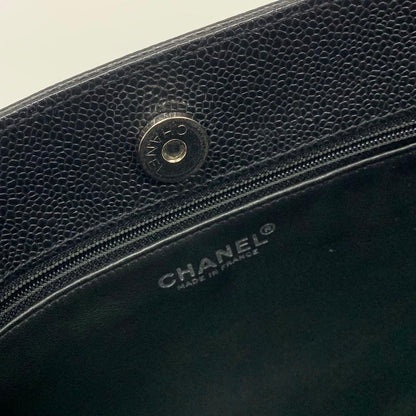 Chanel Caviar Leather CC Logo Chain Tote Black