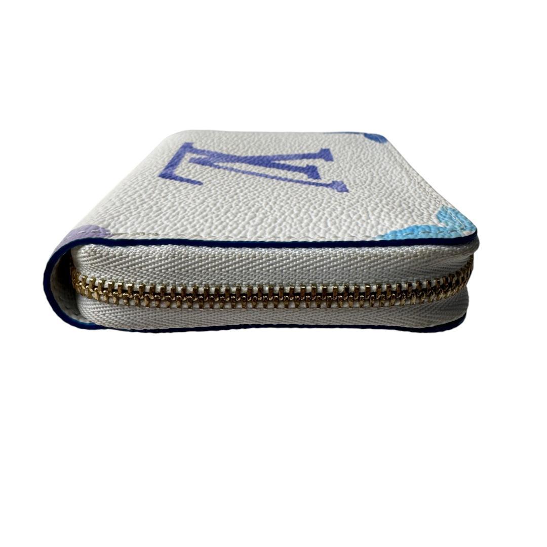 Louis Vuitton Zippy Coin Purse by the Pool — view 4