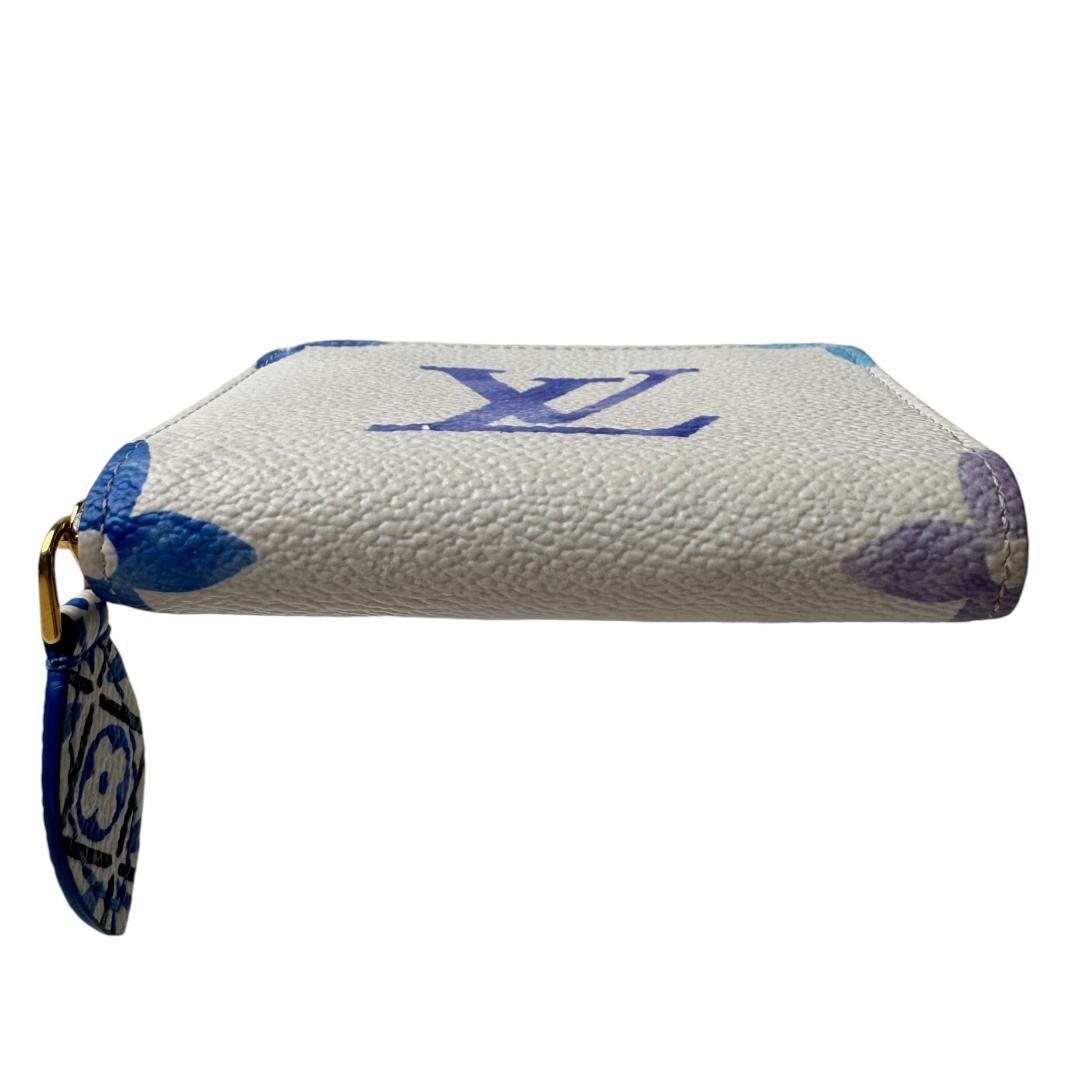 Louis Vuitton Zippy Coin Purse by the Pool — view 6