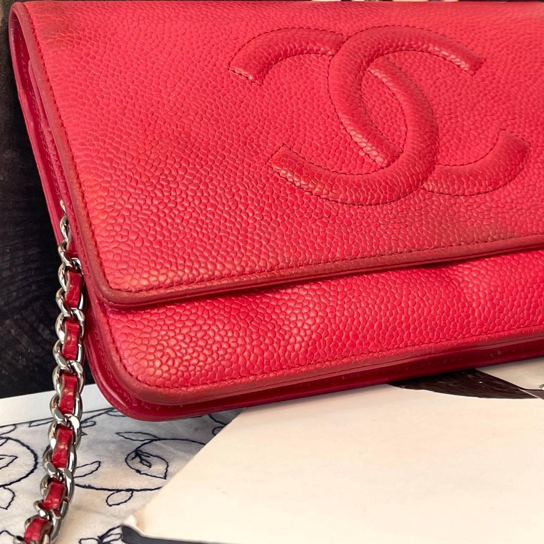 Chanel Chain Wallet Jumbo CC Logo Caviar Leather Red — view 3
