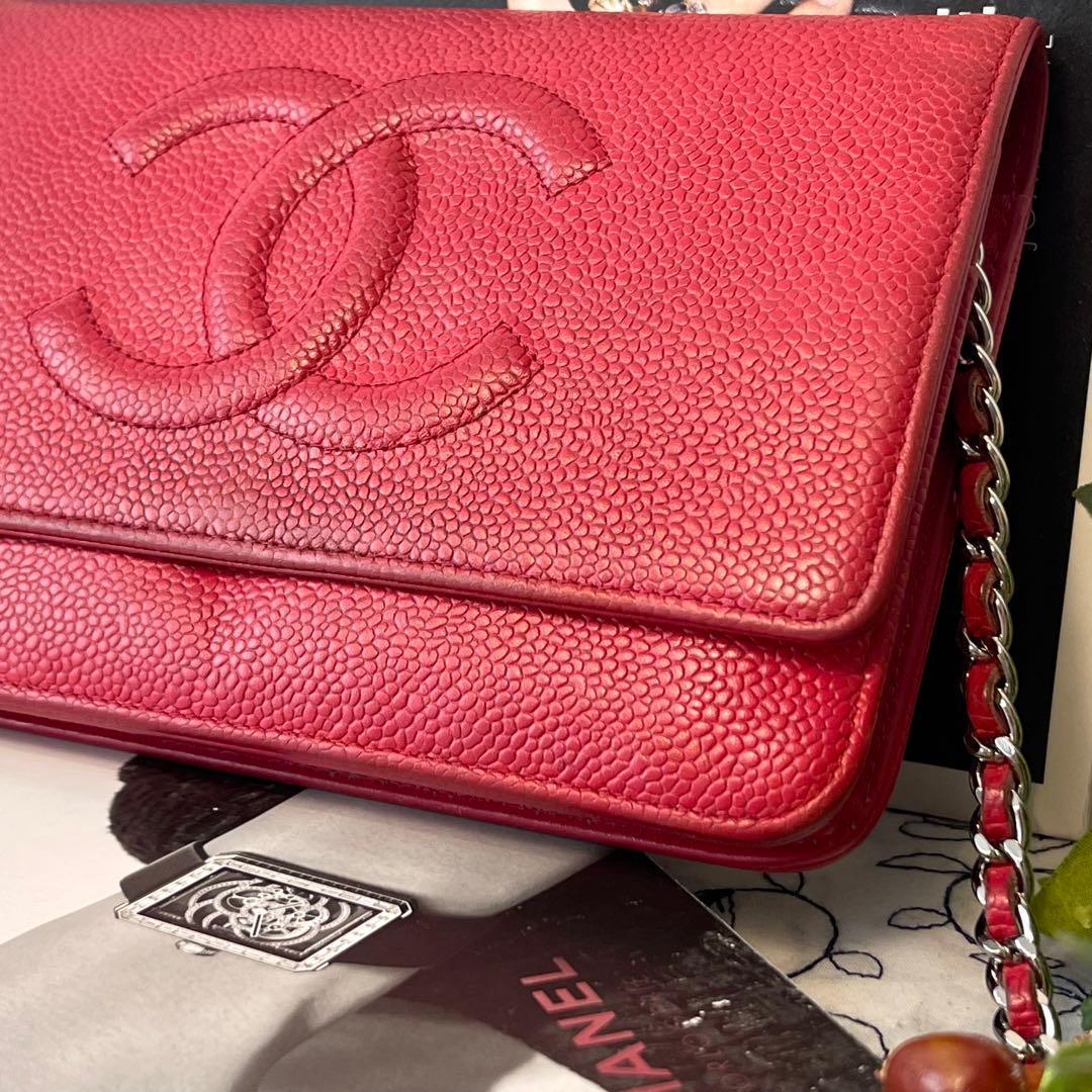 Chanel Chain Wallet Jumbo CC Logo Caviar Leather Red — view 4