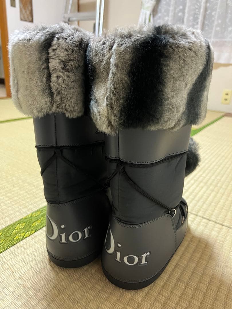 Dior Shearling Boots Black — view 4