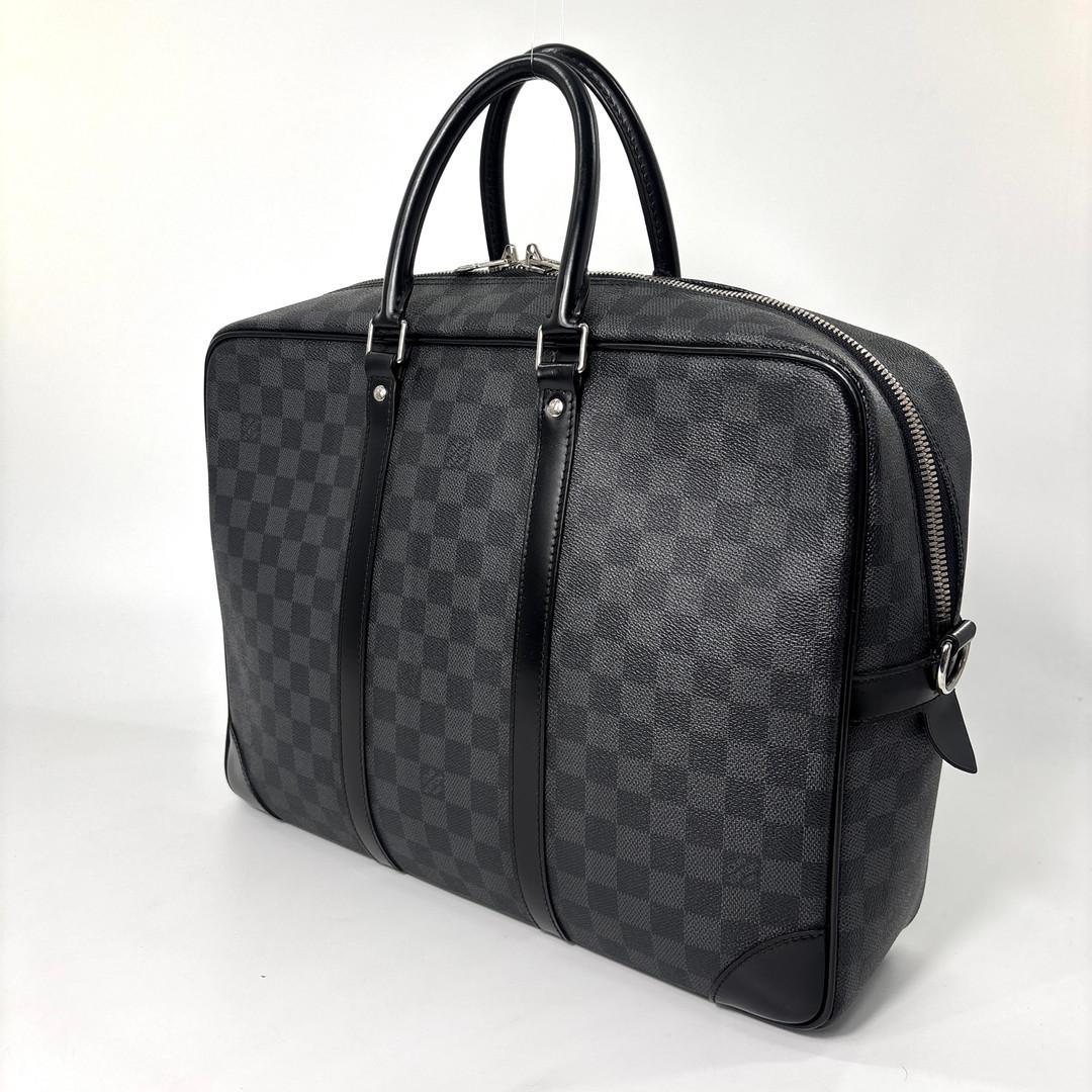 Louis Vuitton Damier Graphite Porte Documents Voyage GM — view 2