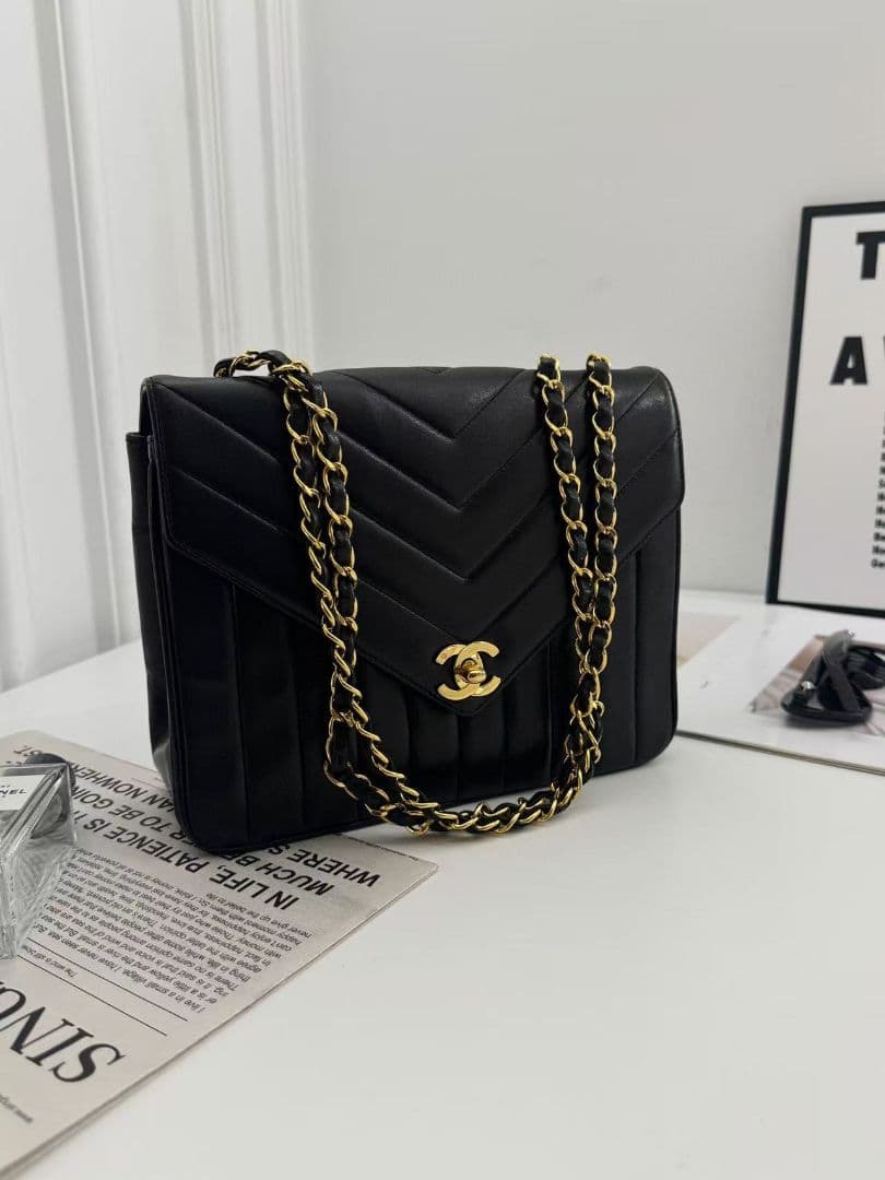 Chanel V-stitch 2-Way Chain Shoulder Bag Lambskin