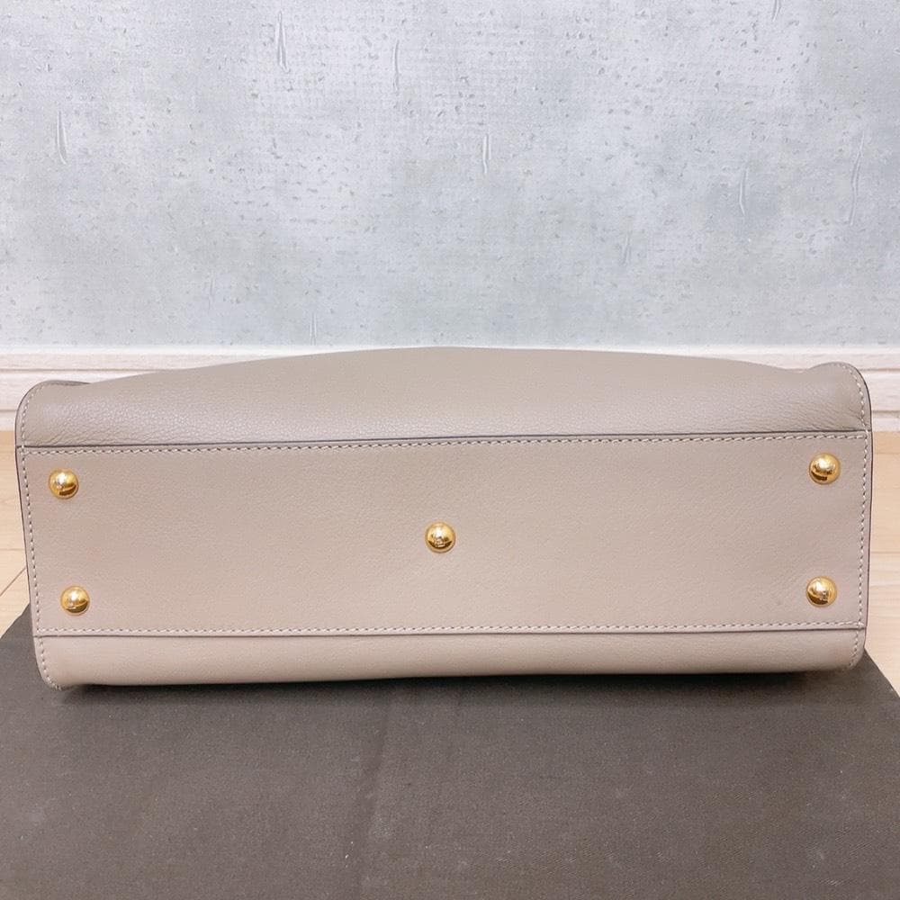Fendi Peekaboo Tortola Gray Ju Beige Handbag — view 5