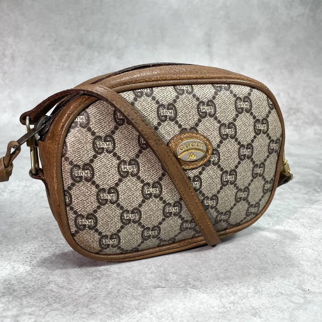 Gucci GG Shoulder Bag Brown Beige Logo Leather