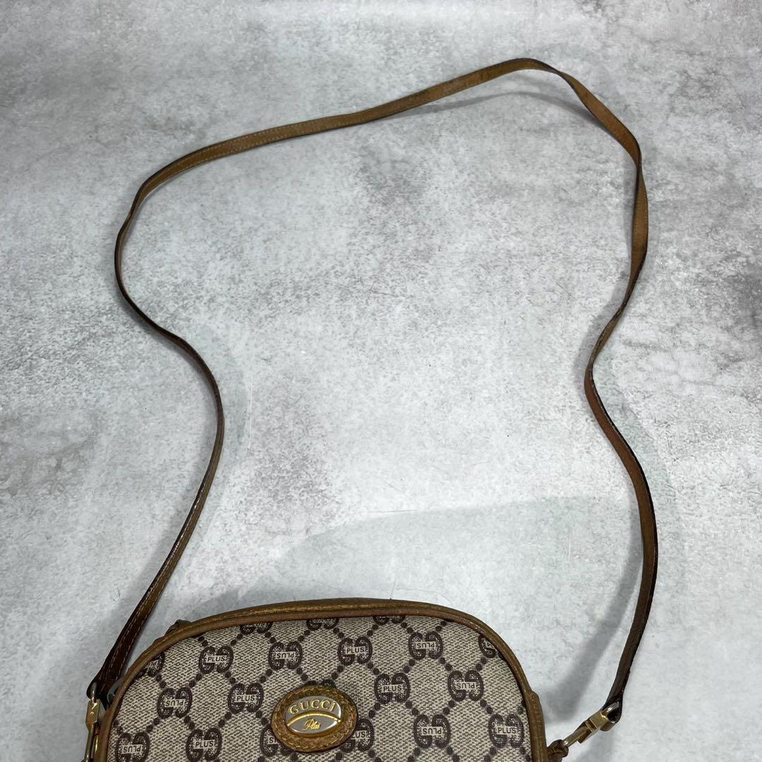 Gucci GG Shoulder Bag Brown Beige Logo Leather — view 4