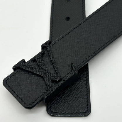 Louis Vuitton Ceinture LV Initial Taiga Black Belt — view 5
