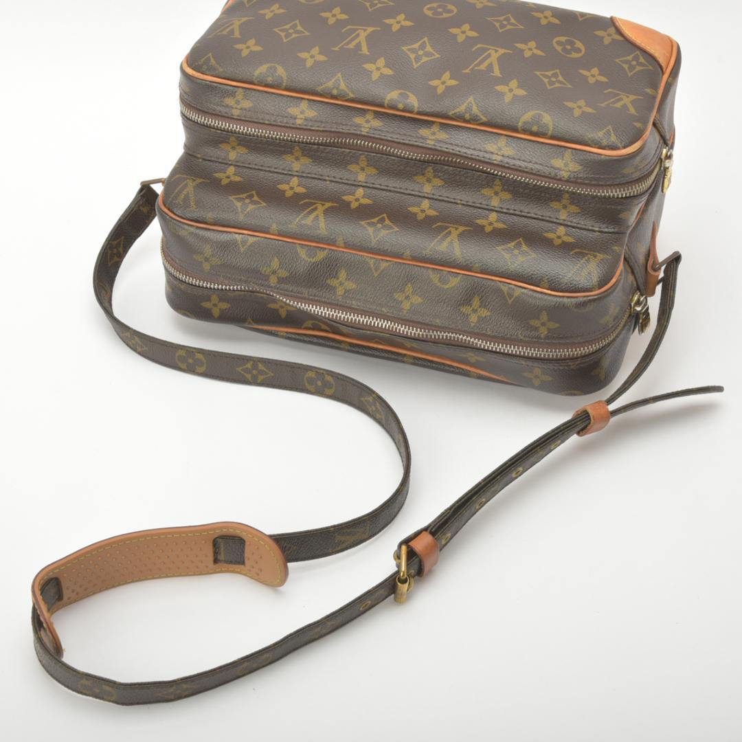 Louis Vuitton Nile Shoulder Bag Monogram Leather