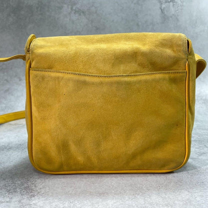 Gucci Shoulder Bag Horsebit Suede Yellow Leather — view 3
