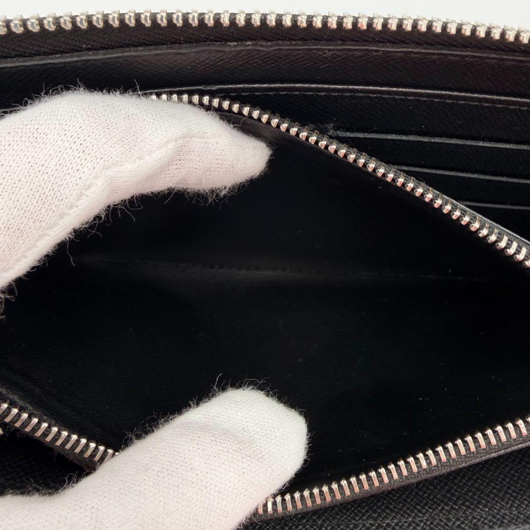 Louis Vuitton Wallet Taiga Zippy Organizer NM Black — view 4