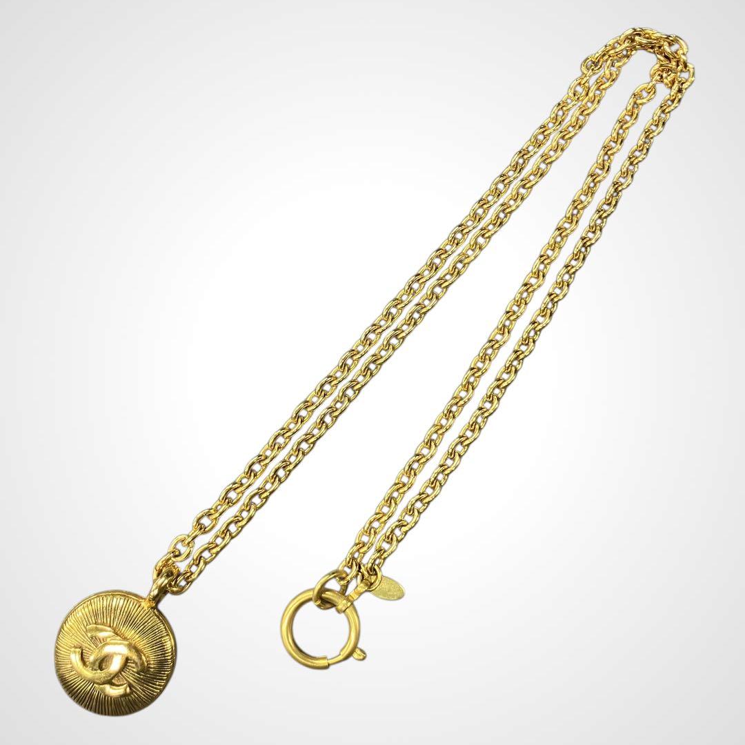 Chanel Gold Coco Mark Vintage Necklace L_069