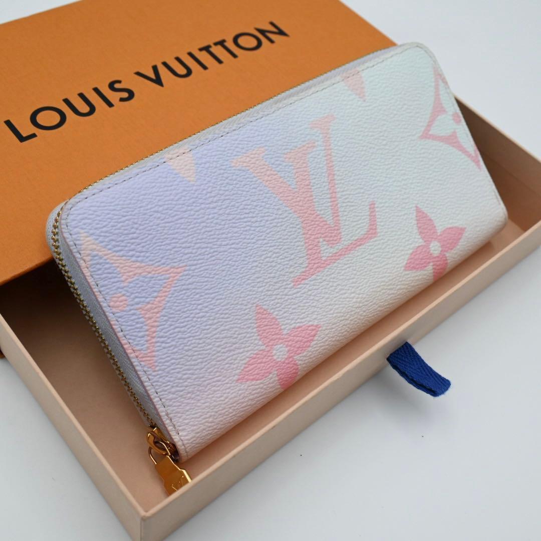 Louis Vuitton Limited Gradient Monogram Zippy Wallet