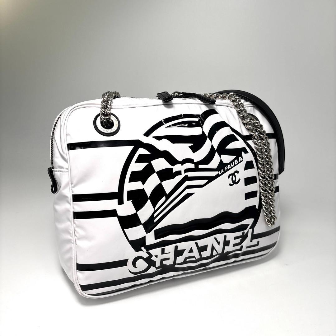 Chanel Cruise Line la Pausa Chain Shoulder Bag White — view 3
