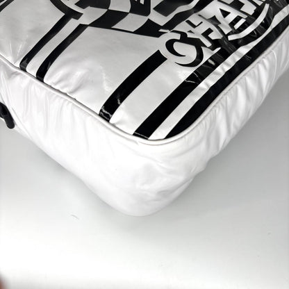 Chanel Cruise Line la Pausa Chain Shoulder Bag White — view 7