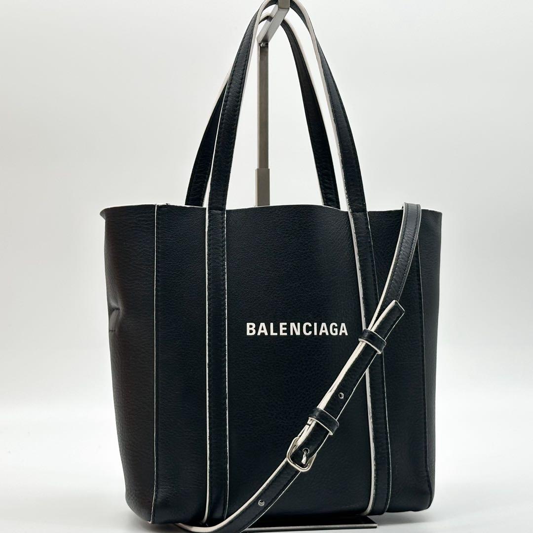 Balenciaga Everyday Tote Xxs Bicolor 2-Way Mini — view 2