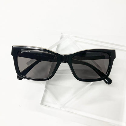 Chanel Sunglasses CC Logo Square Eyewear — view 2